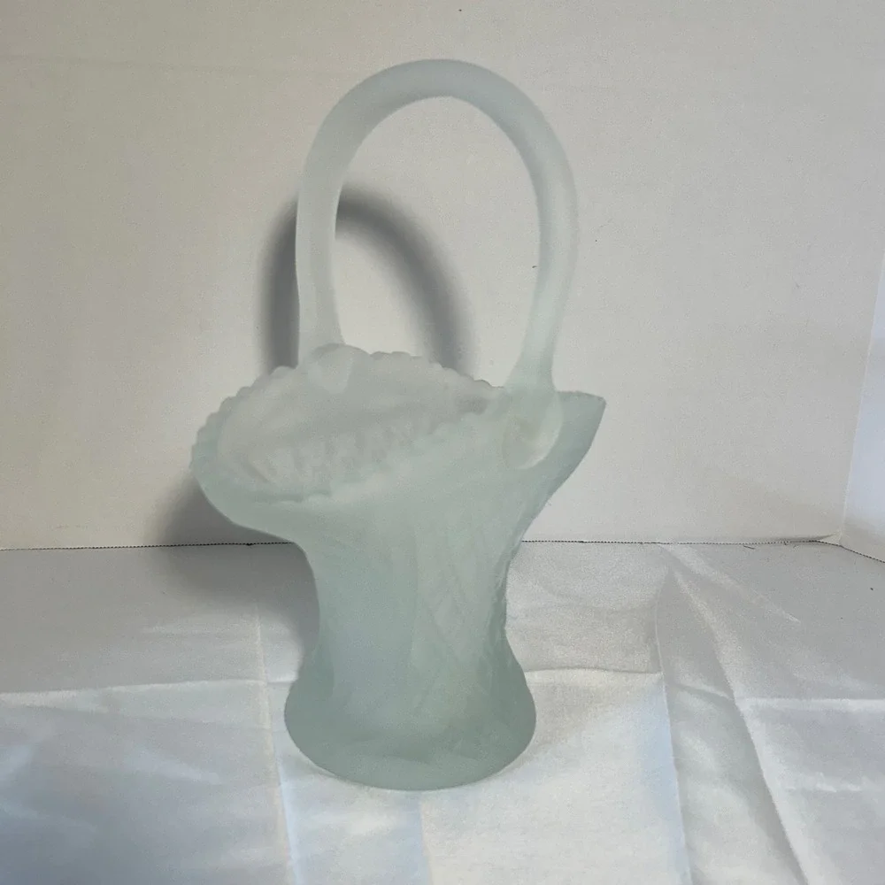 Vintage Frosted Glass Flower Basket Trinket Dish Candy Bowl Handle Etched Design